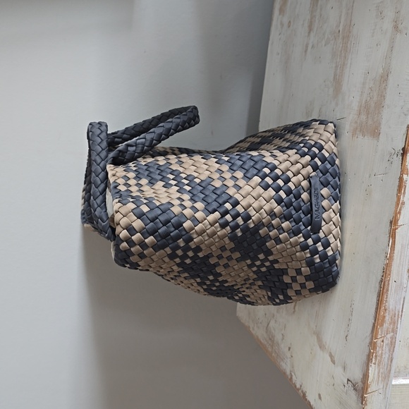 Naghedi St. Barths Medium Tote With Pouch - Picture 5 of 15